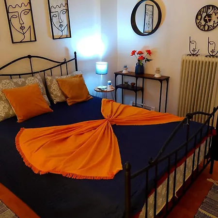 ζεστό παραδοσιακό σπιτι * Kalamata