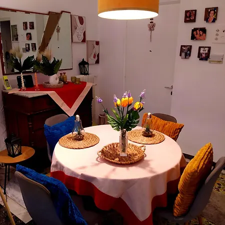 Daire ζεστό παραδοσιακό σπιτι