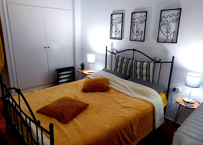 ζεστό παραδοσιακό σπιτι Каламата