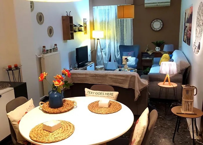 ζεστό παραδοσιακό σπιτι Апартаменты Каламата